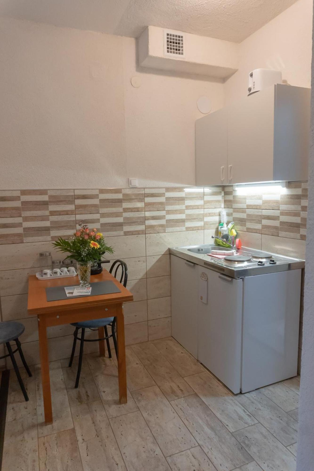 Rent A Scooter Vendeghaz Apartment Zamardi Exterior photo