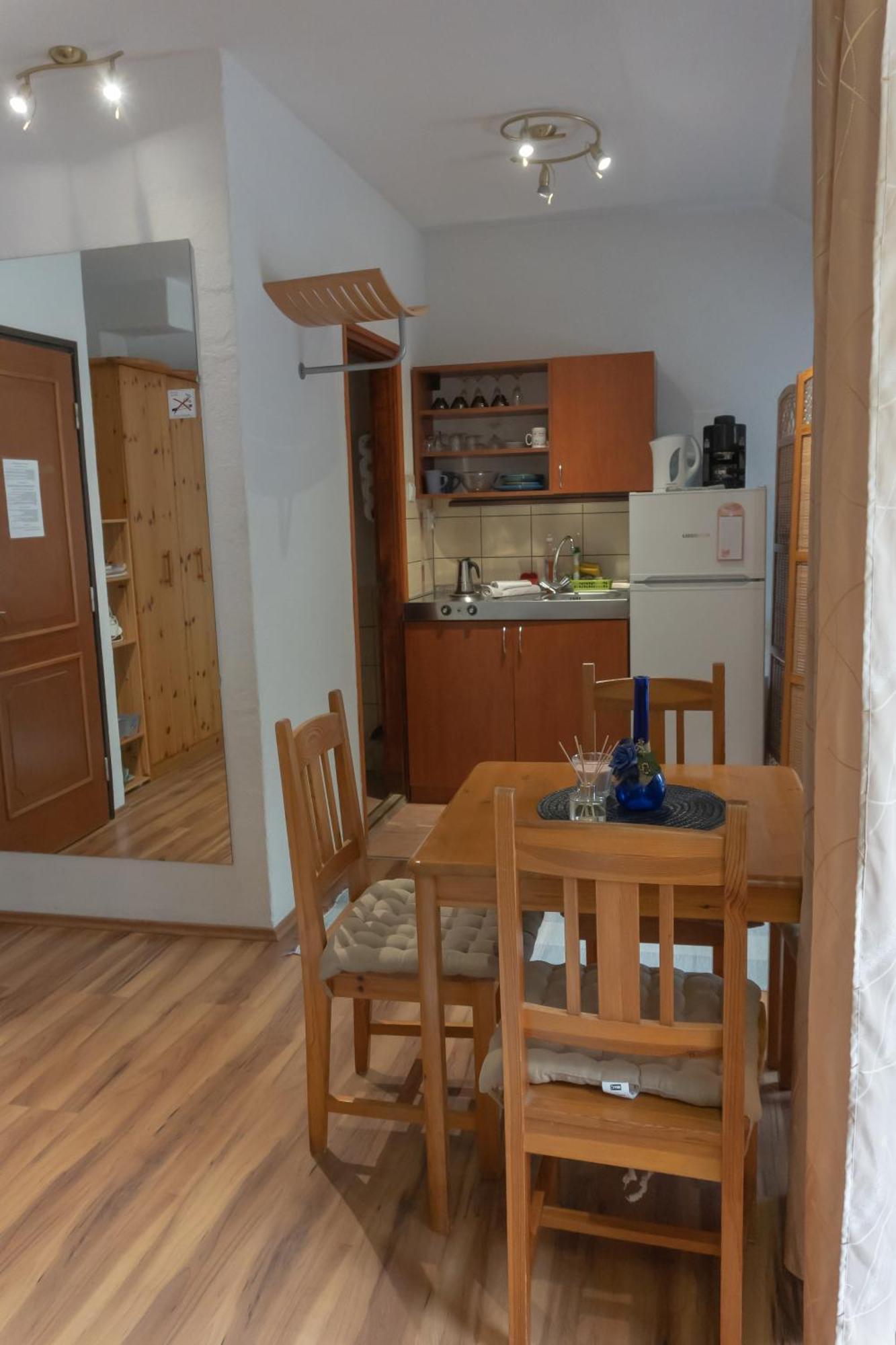Rent A Scooter Vendeghaz Apartment Zamardi Exterior photo